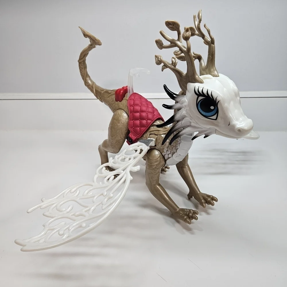 Ever After High Dragon Games Apple White Dragonrider Braebyrn Figure Mattel 2015
